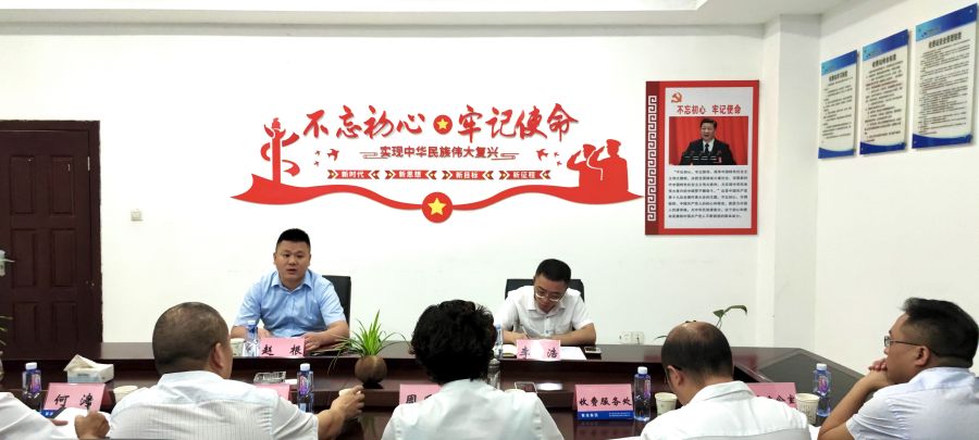 BETWA西汉姆联官方官网党委副书记、董事赵根赴南渝绵南公司开展2022年“夏送清凉”慰问、专题宣讲暨调研座谈会 (3).jpg